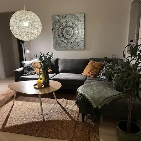Διαμέρισμα Sentral Og Lys Med Stor Uteplass Og Gratis Parkering Sandnes (Rogaland)