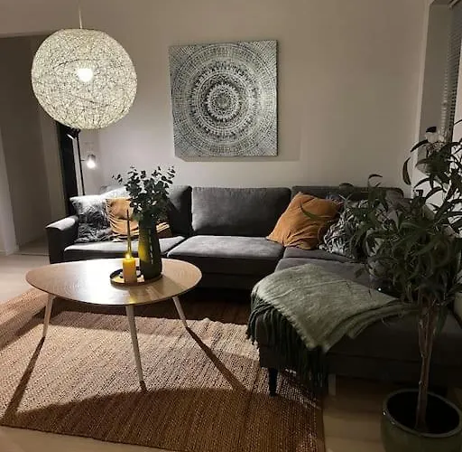Διαμέρισμα Sentral Og Lys Med Stor Uteplass Og Gratis Parkering Sandnes (Rogaland)