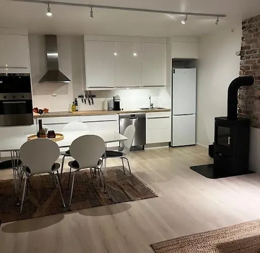 Sentral Og Lys Med Stor Uteplass Og Gratis Parkering Sandnes (Rogaland)
